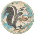 Tazos > Elma Chips > 001-040 Tazo Looney Tunes 029-Pepe-Le-Pew-playing-guitar.